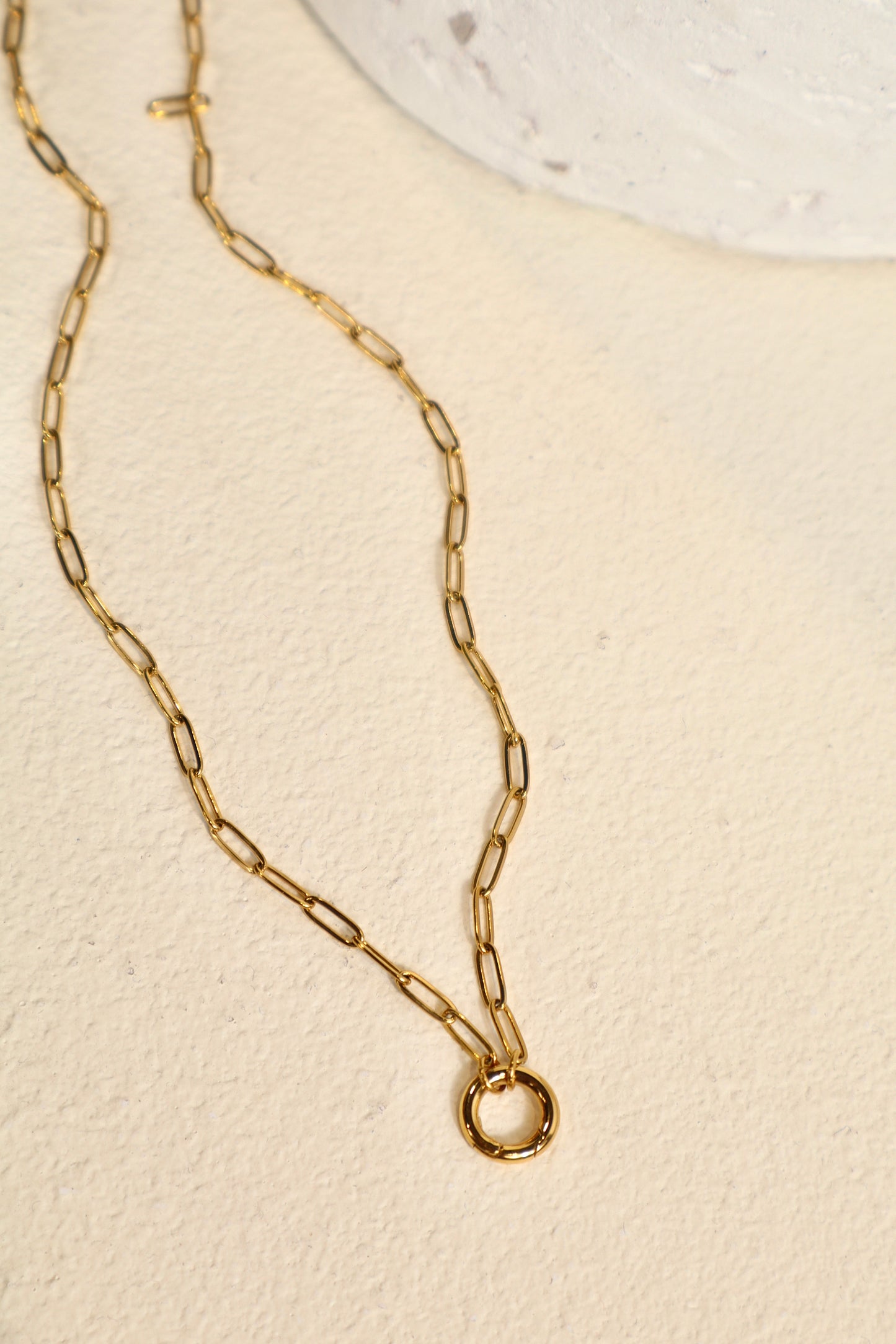 Small chain charm necklace gold